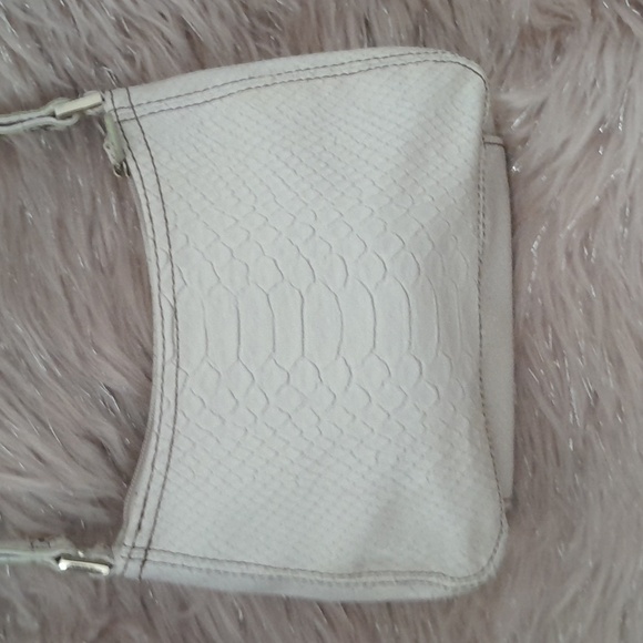 Lizclairborne Shoulder Bag​ - Picture 5 of 8